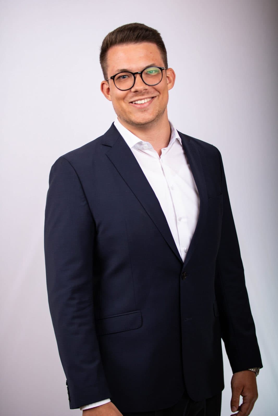 Sebastian Ide, Business